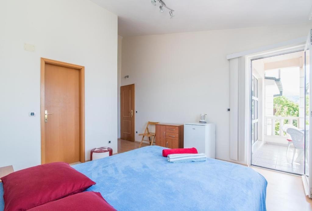 Studio Apartment ブレラ 部屋 写真