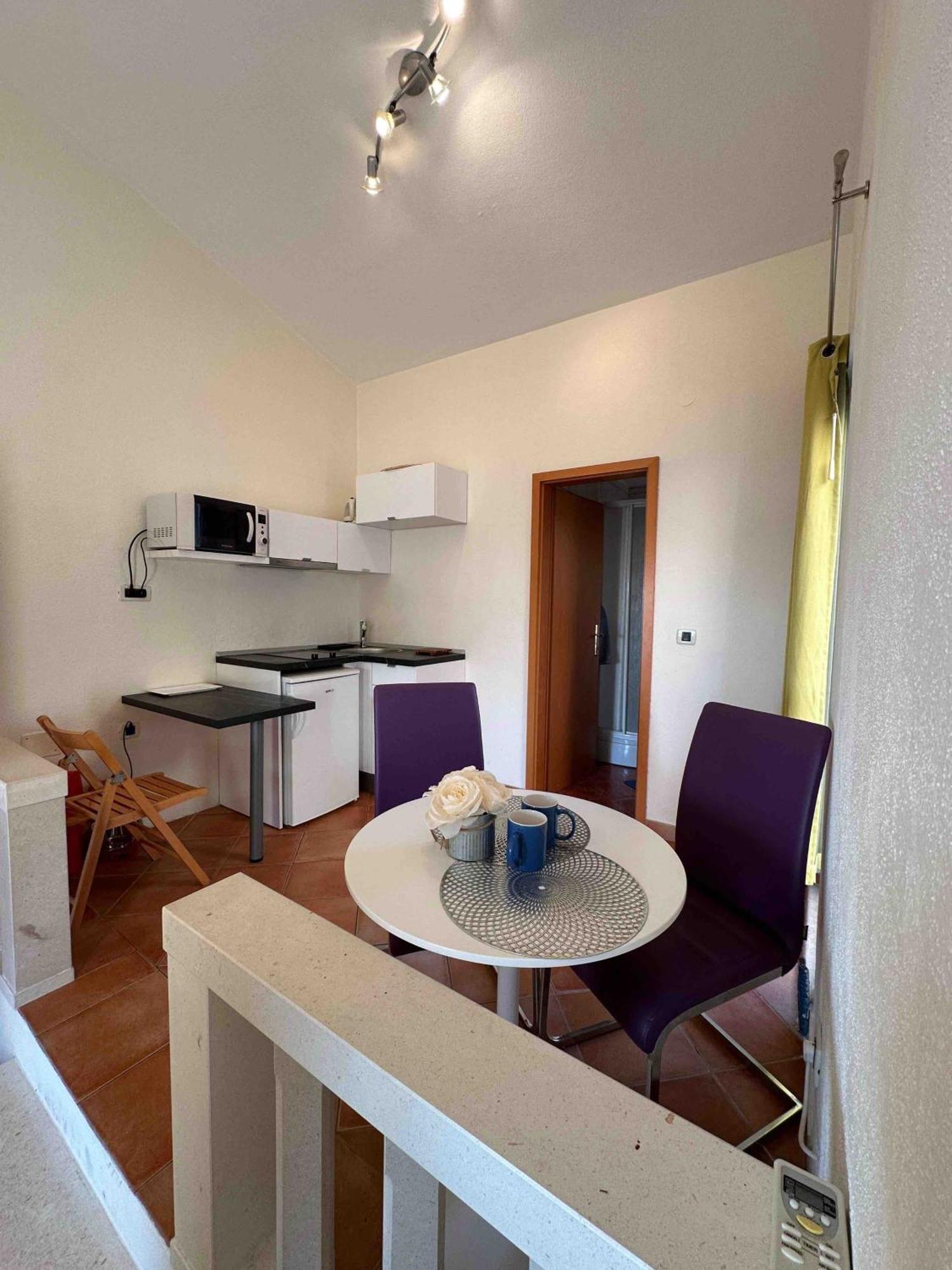 Studio Apartment ブレラ 部屋 写真